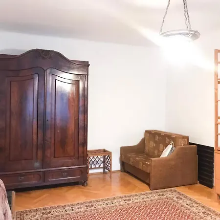 In Stary Mokotow Apartment